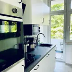 Moderne I Zentral I Großer Parkplatz Apartment *