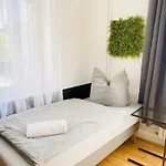 Moderne I Zentral I Grosser Parkplatz 아파트 뒤스부르크