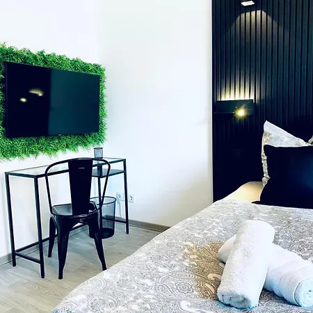 Moderne I Zentral I Grosser Parkplatz * 杜伊斯堡