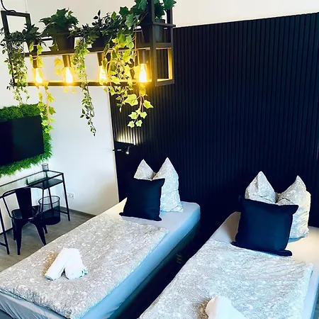 Moderne I Zentral I Grosser Parkplatz Apartament