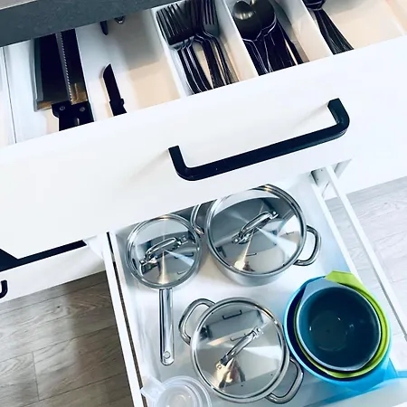 Moderne I Zentral I Grosser Parkplatz 아파트 *