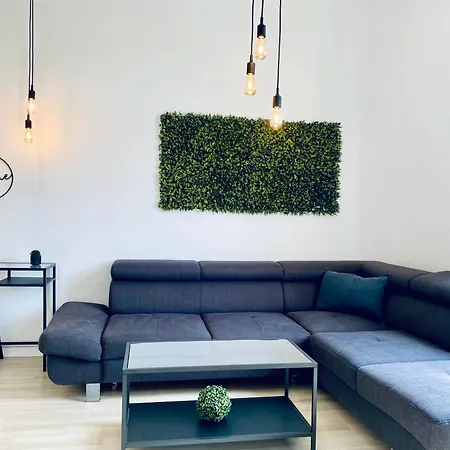 Moderne I Zentral I Grosser Parkplatz Apartament *