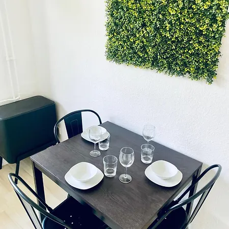 Moderne I Zentral I Grosser Parkplatz Appartement