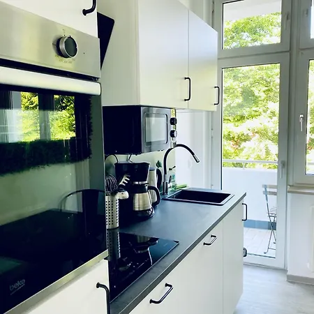 Sh-team For Work & Travel With Free Parking 公寓 *