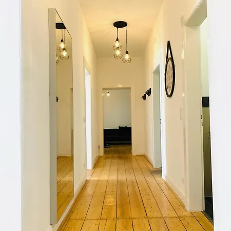 Apartment Sh-team For Work & Travel With Free Parking *