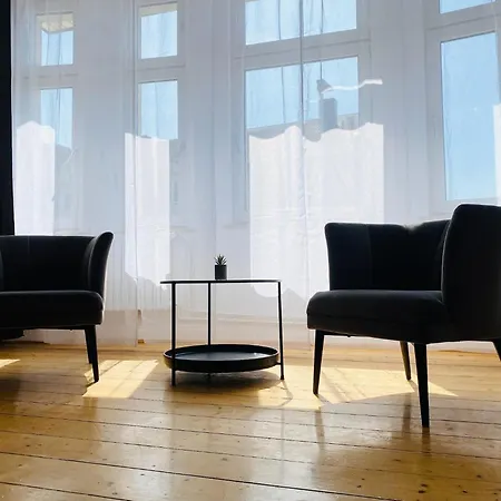 아파트 Moderne I Zentral I Grosser Parkplatz *