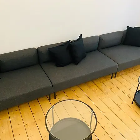 Sh-team For Work & Travel With Free Parking Apartment Duisburg