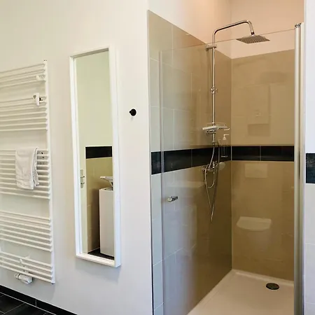 Moderne I Zentral I Grosser Parkplatz Appartement *