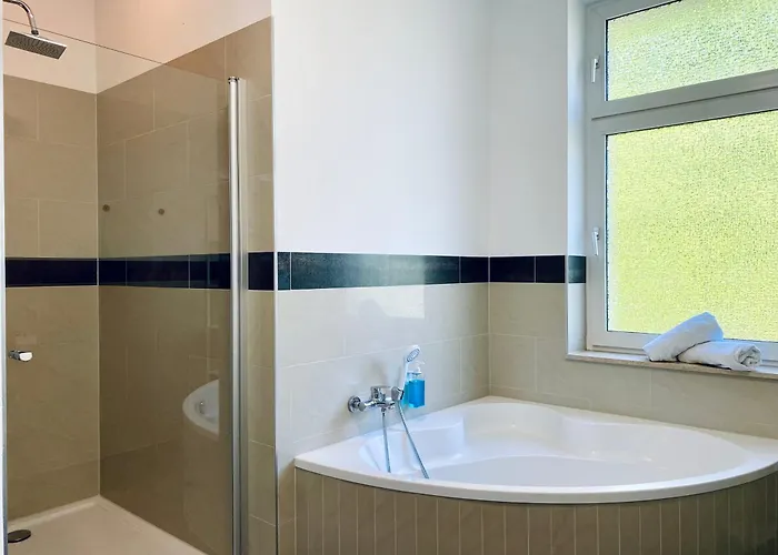 Moderne I Zentral I Grosser Parkplatz Lejlighed Duisburg